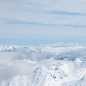 十一月最适合去北方看雪 去南方看海