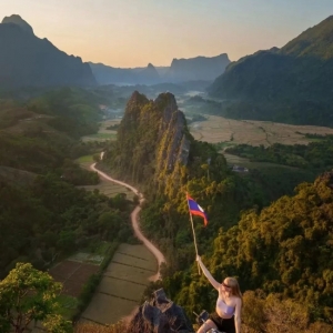 <b>火车直达的慢节奏小国 户外背包客天堂风景不输清迈</b>